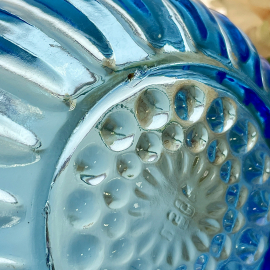 Ваза/салатник/конфетница, з-д Салаватстекло, голубое цветное стекло в прессе, винтаж, СССР. Картинка 5